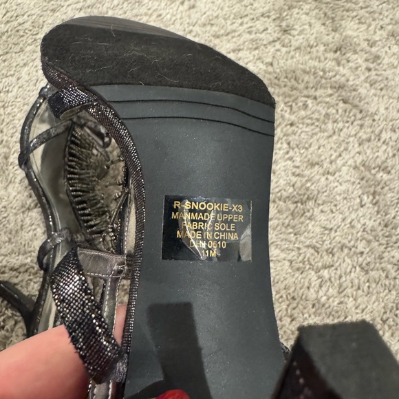 Nine West silver sparkly 3.5inch heels - Picture 5 of 6